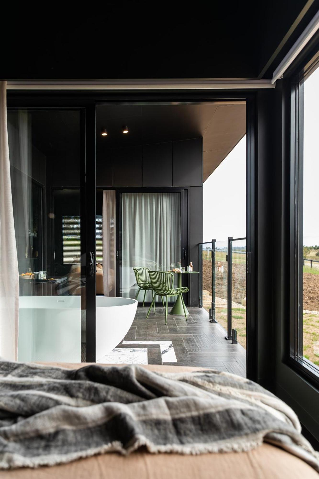 Wherewithal Luxury Suites Carlton Kültér fotó