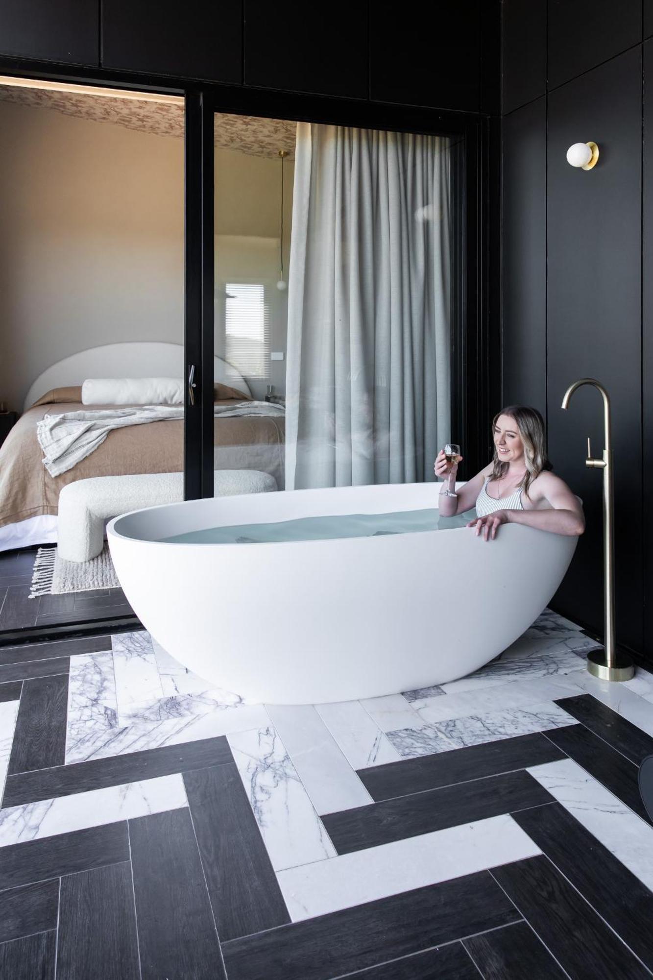 Wherewithal Luxury Suites Carlton Kültér fotó